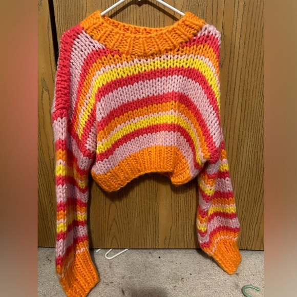 Belmont stripped Cropped sweater Orange, Pink, Yellow, Red - Picture 5 of 12